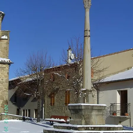 Cellier De La Fontaine Holiday home Saint-Georges-en-Couzan